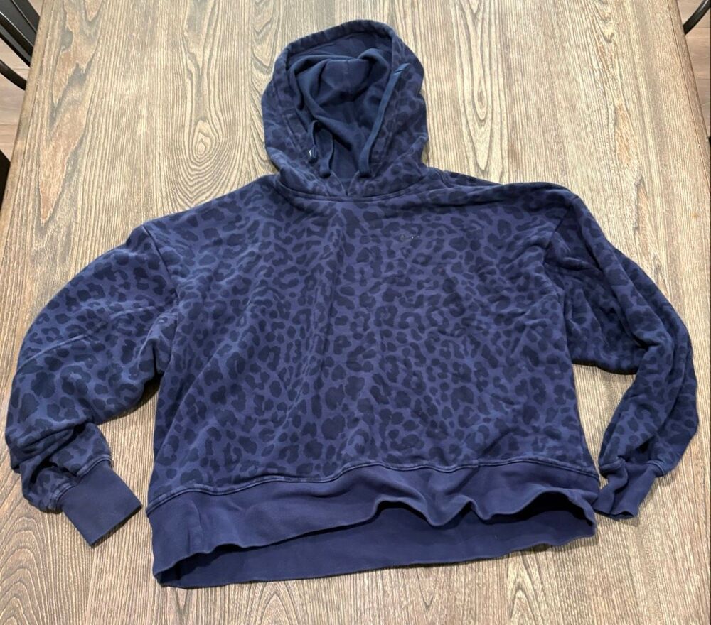 Nike Women's Dri-Fit Get Fit Leopard Pullover Training Hoodie Navy Size Medium